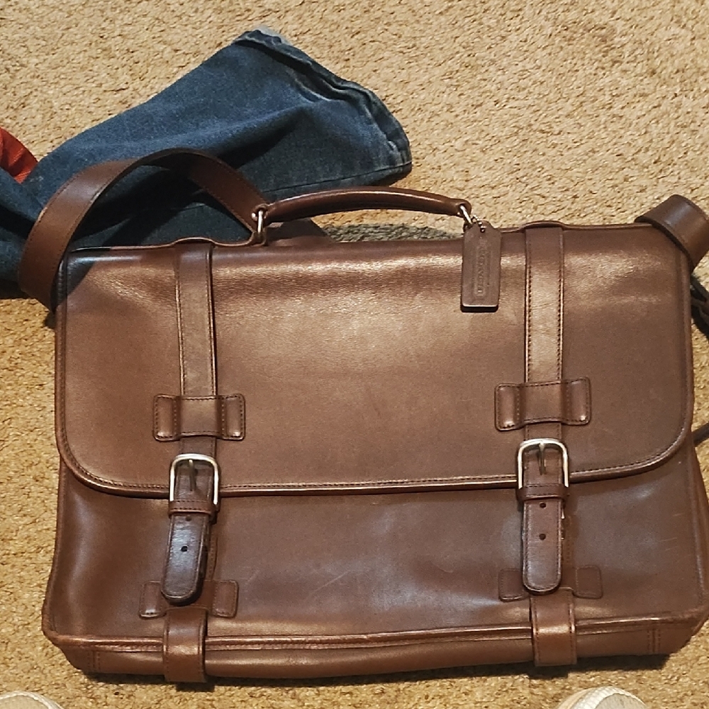 Coach Brown Laptop Bag with Elegant Leather Finish